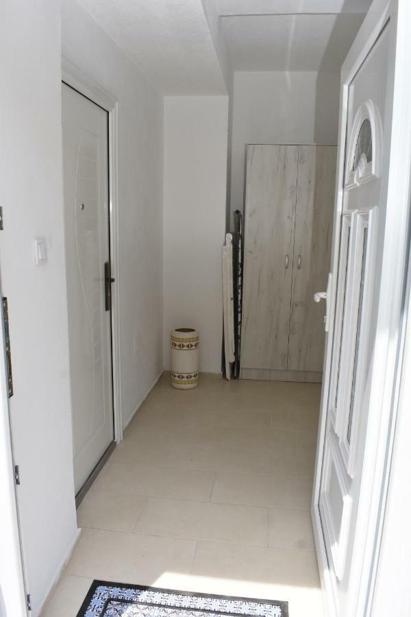 Art Apartments Kotor Buitenkant foto